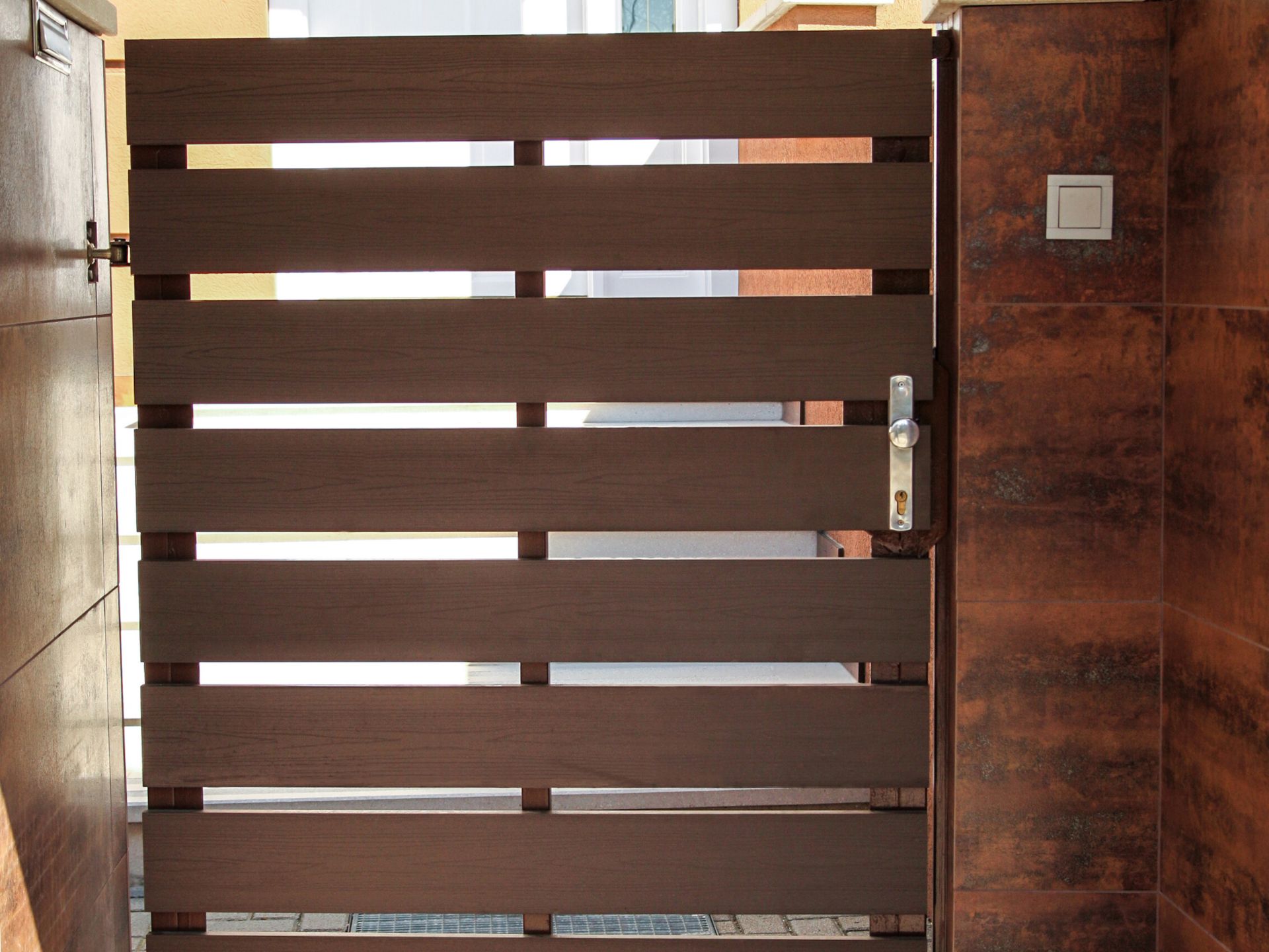 100 cm-es WPC kerítés lécek  kertkapura