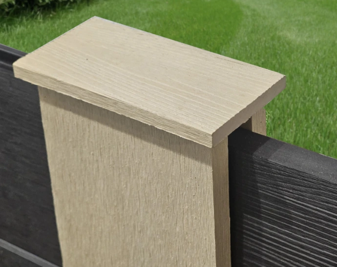 Keskeny WPC kerítés oszlop